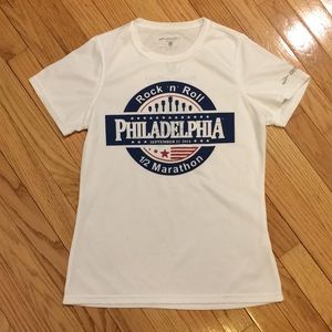 2014 Rock ‘n’ Roll Philly 1/2 Marathon Tech Tee